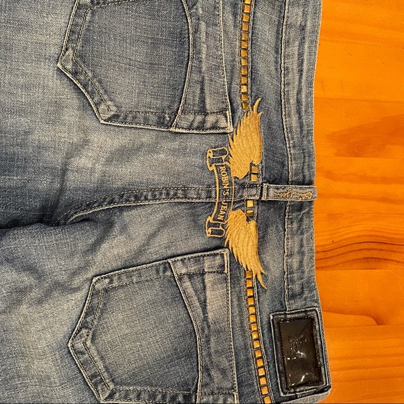 Robin’s Jean (Marilyn Cut) - Picture 4 of 7